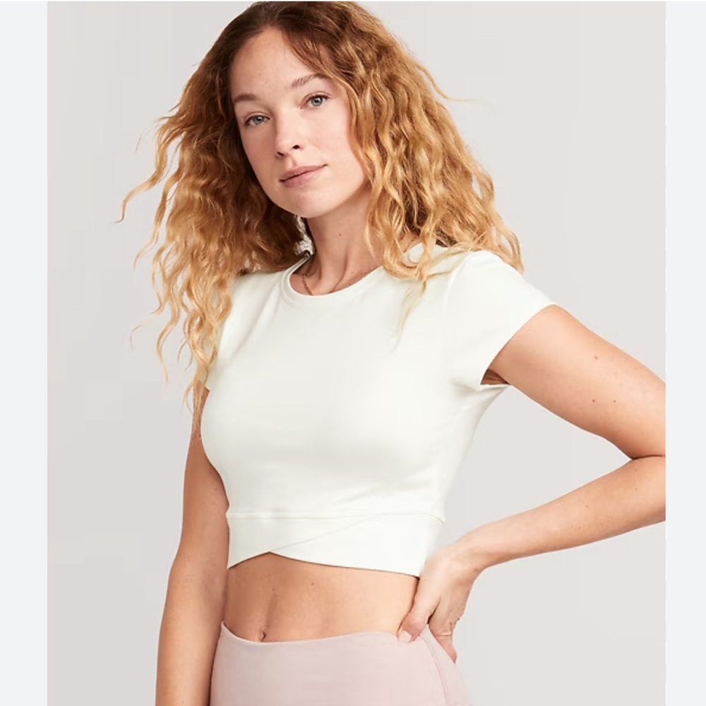 Old Navy Cream Crop Top